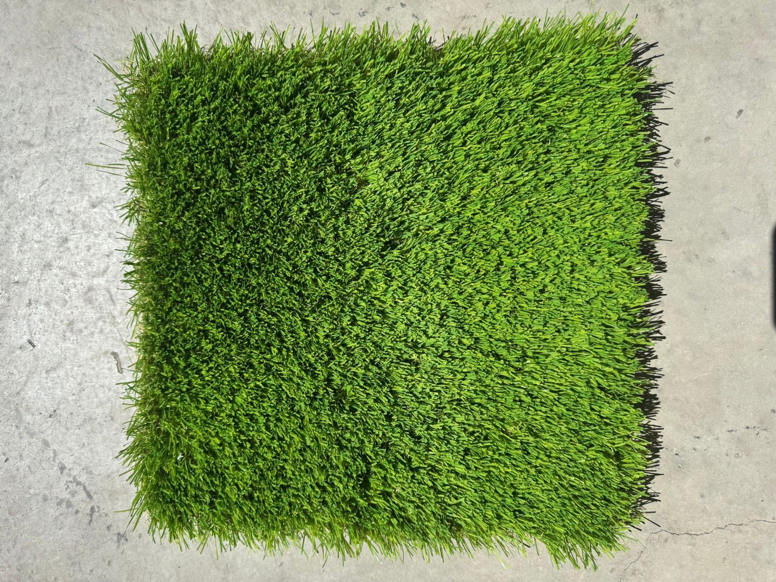 40mm Artificial Turf – Premium Luxury Lush Finish photo 2